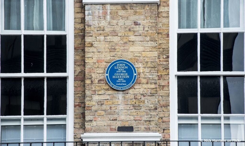 Placa Azul John Lennon e George Harrison - Baker Street - Landmarks do Rock em Londres - Travel2concert