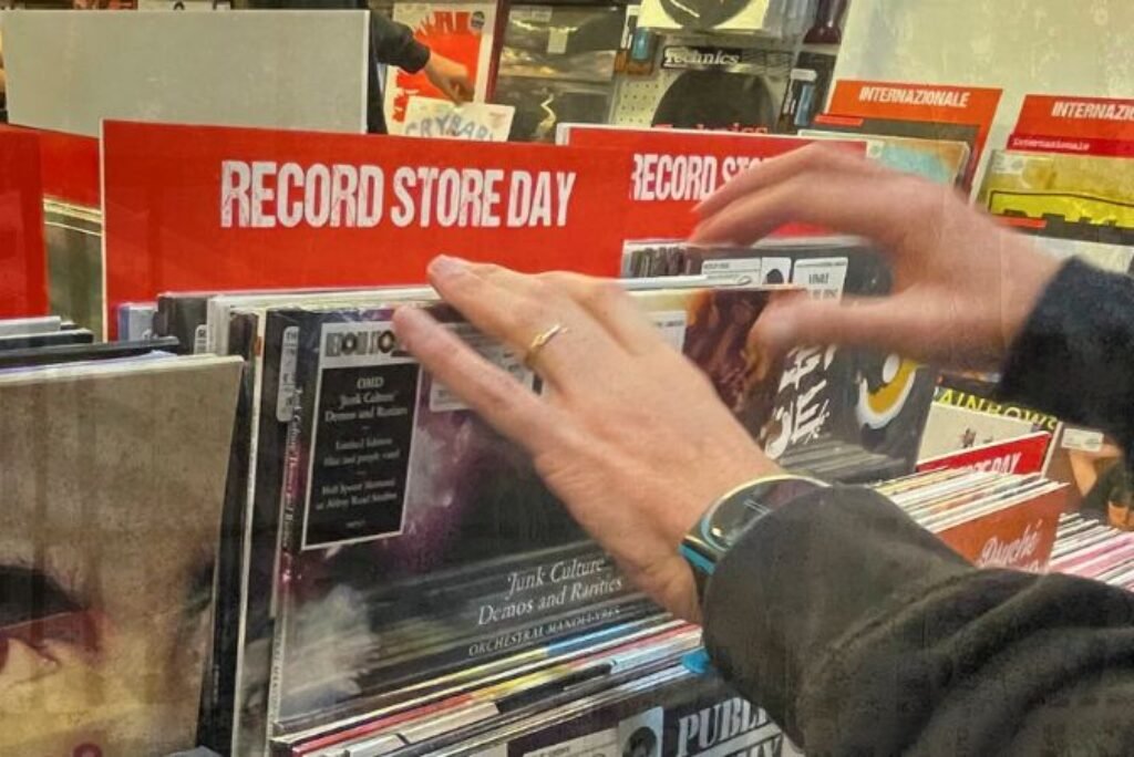 Lojas de Discos em Bolonha: Roteiro Musical Imperdível na Cidade Italiana