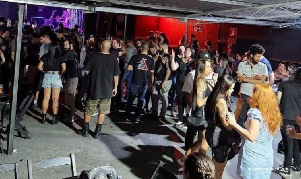 Caverna Rock Pub - Bares de Rock em BH, Brasil - Travel 2 Concert