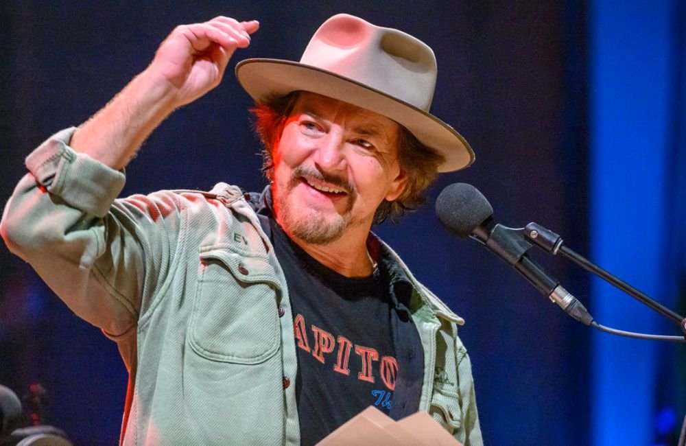 Documentário de Eddie Vedder, Matter of Time - Travel 2 Concert