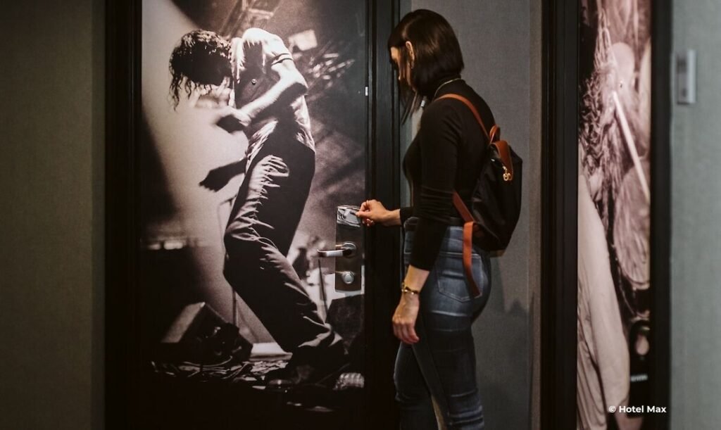 Hotel Max - Hotel temático Sub Pop em Seattle - Travel2Concert
