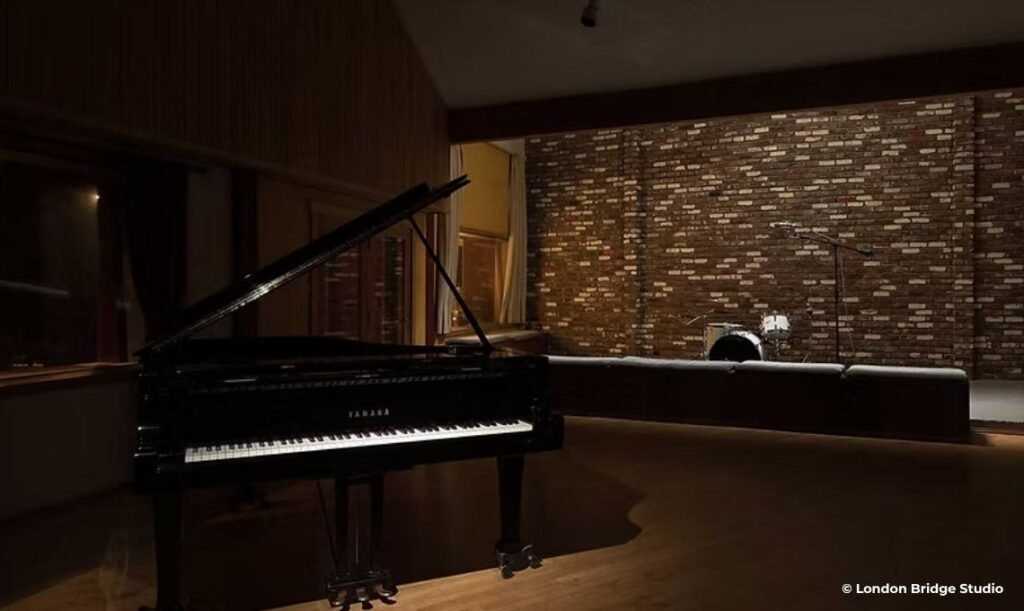 London Bridge Studio em Seattle, EUA - Travel 2 Concert