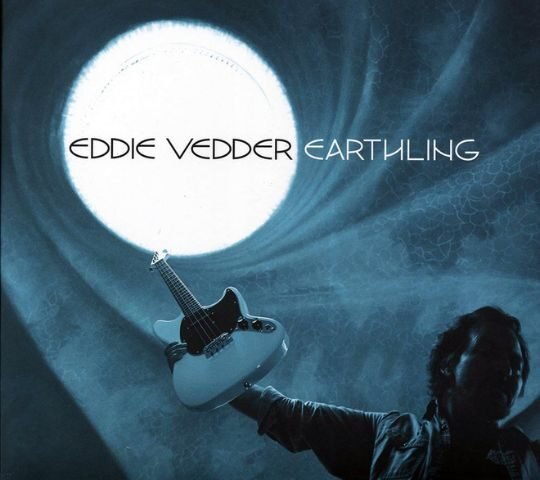Eddie Vedder e a Casa Batlló: a capa do álbum Earthling em Barcelona
