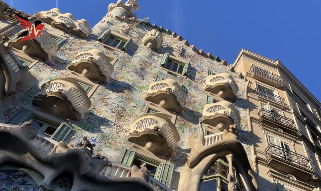 Eddie Vedder na Casa Batlló em Barcelona: capa do disco solo - Travel 2 Concert