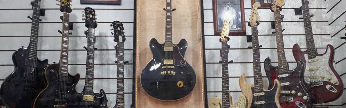 capa lojas de instrumentos musicais em curitiba, Brasil - Travel 2 Concert