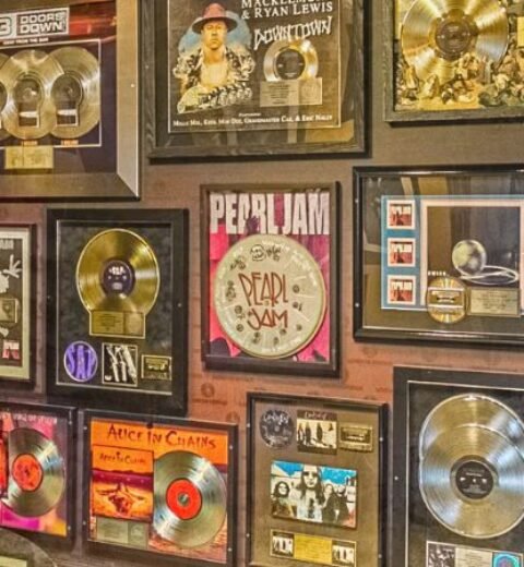 16 Vezes que o Rock Invadiu o Palco da Eurovision