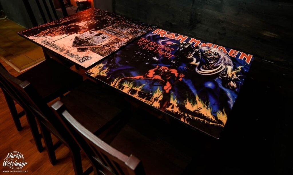 Battle Axe - Bar de rock em Viena, Austria - Travel 2 Concert