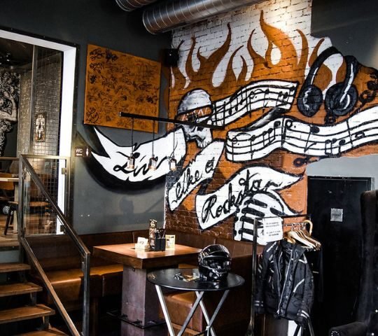 Addicted to Rock Bar & Burger