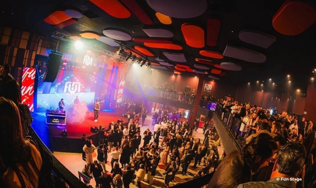 Fun Stage - Casas de Shows em Curitiba, Brasil - Travel 2 Concert